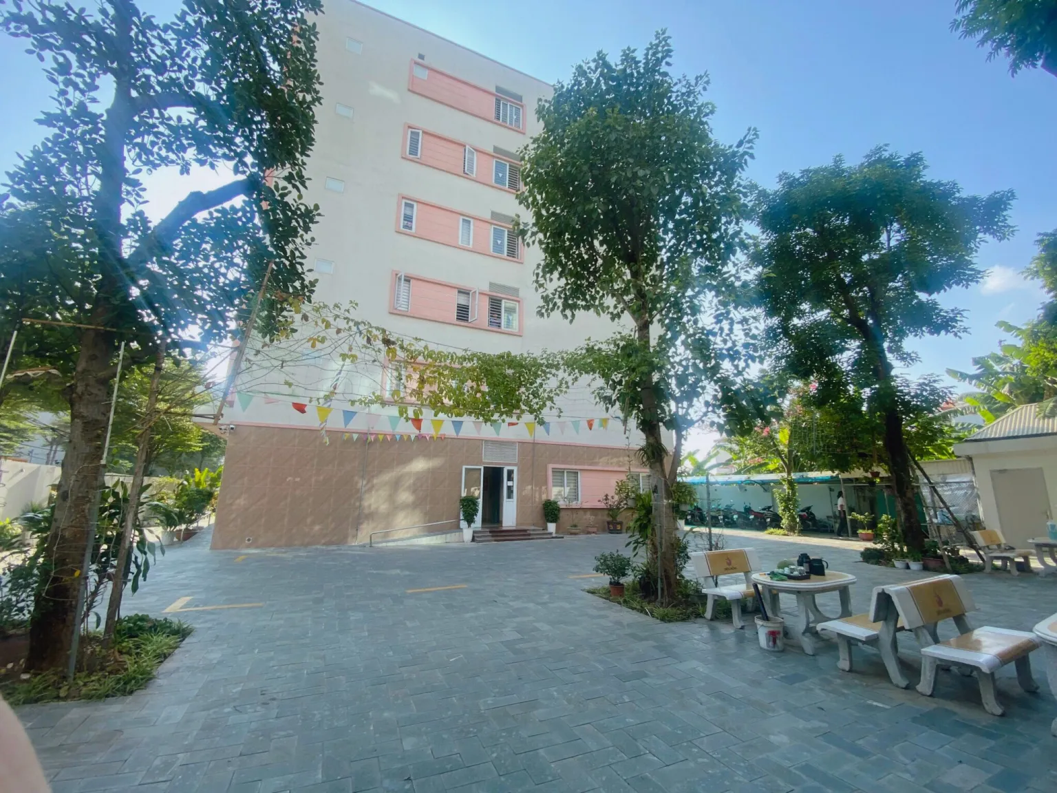 Dien Hong 介護施設センター　第4支店